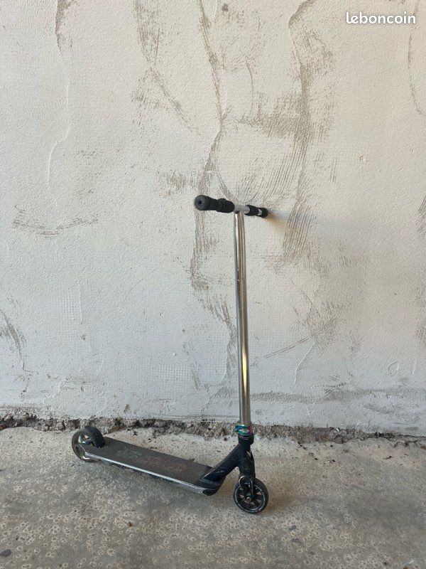 Trottinette freestyle (image 1)