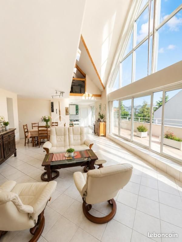 Appartement 6 pièces 165 m² · à Ozoir-la-Ferrière · 165 m² · 499 000 €