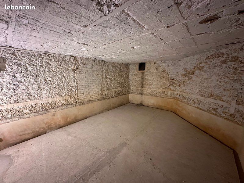 Local commercial 2 pièces 50 m² · à Paris · 50 m² · 120 000 €