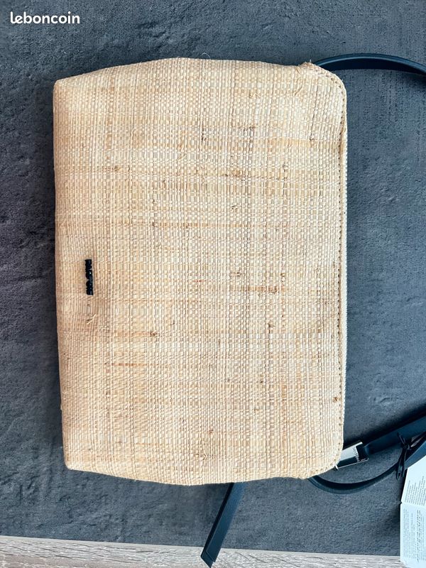 Pochette de plage (image 1)