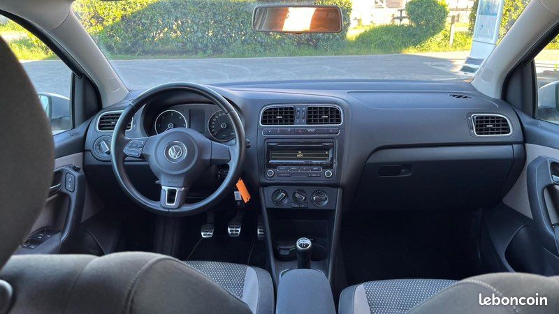 Volkswagen Polo Cross 1.6 TDI 16V 105 cv BVM CROSS JANTES ALUMINIUM (image 7)