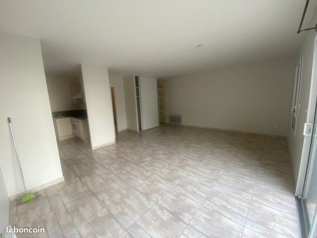 Appartement 3 pièces 75 m² · à Angers · 75 m² · 880 €