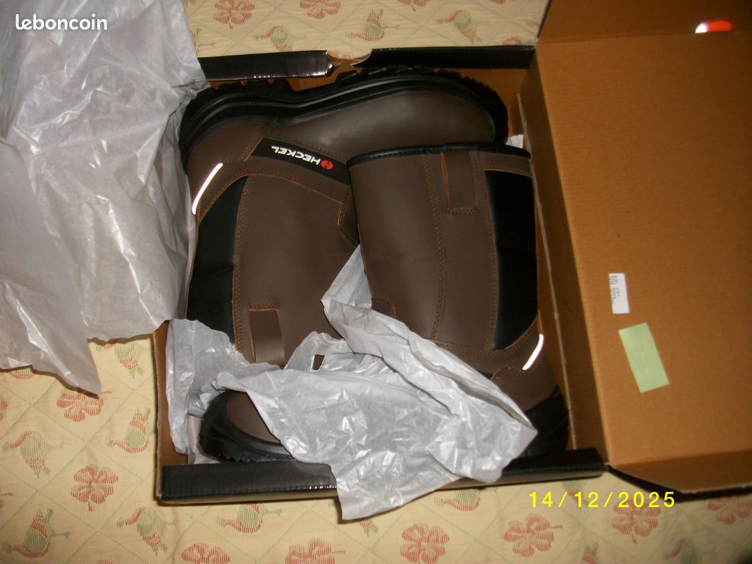 Bottes de sécurités fourrés pointure 43 (image 1)