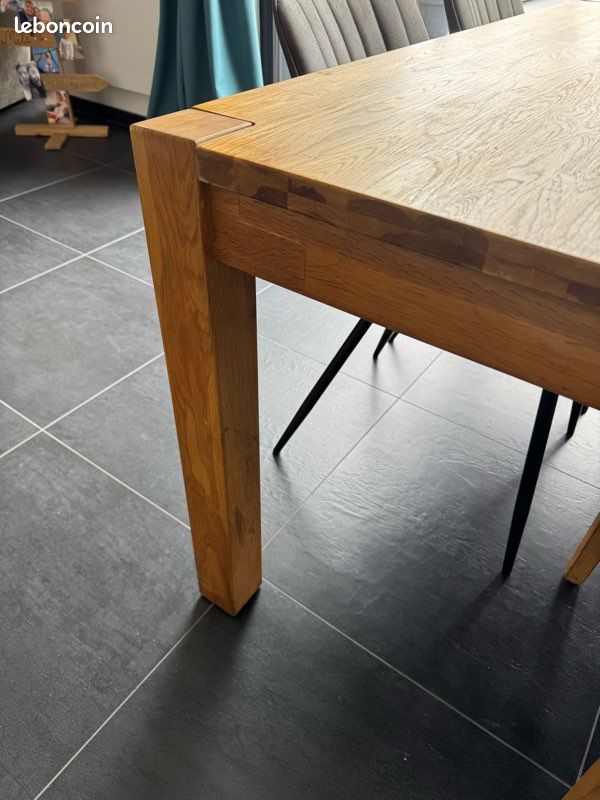 Table Carrée Chêne Massif Abouté Huilé - 100x100cm, Très Bon état
