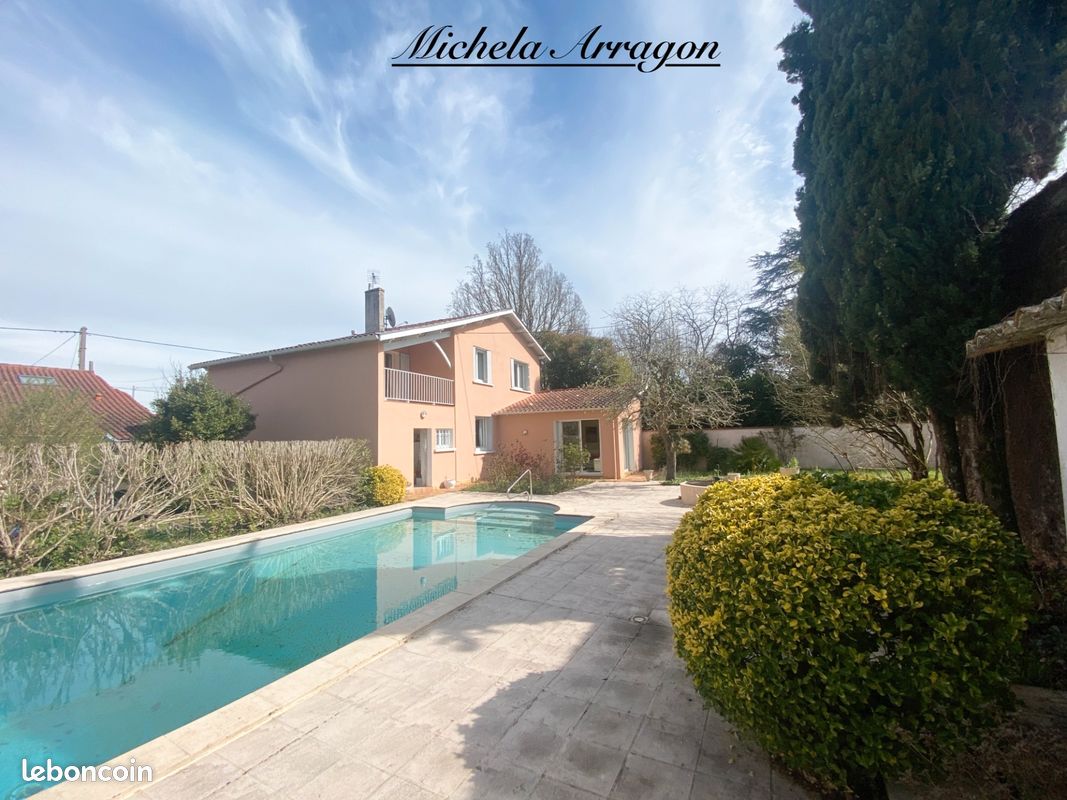 Maison 6 pièces 165 m² · à Villeneuve-sur-Lot · 165 m² · 229 900 €