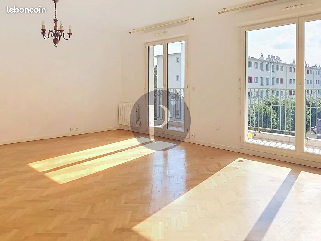 Appartement 4 pièces 82 m² · à Vitry-sur-Seine · 82 m² · 315 000 €
