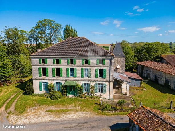 Propriété 7 pièces 200 m²