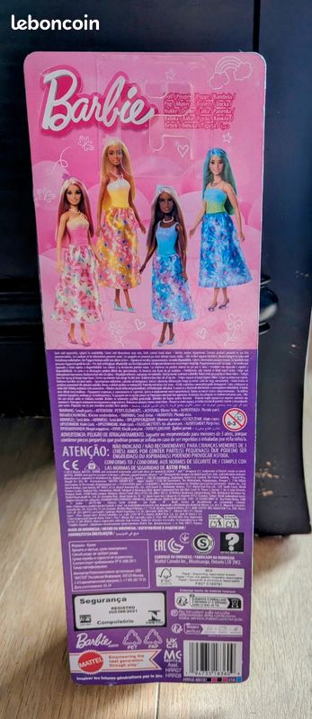 Barbie arc en ciel (image 5)
