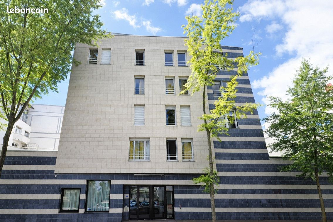 Appartement 1 pièce 25 m² · à Saint-Germain-en-Laye · 25 m² · 55 000 €