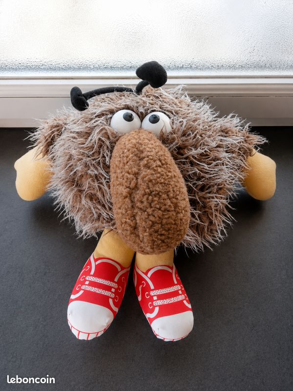 Titre :
Peluche vintage Rainbow Brite / Lurky Gropouf - Mattel 1983 (image 1)