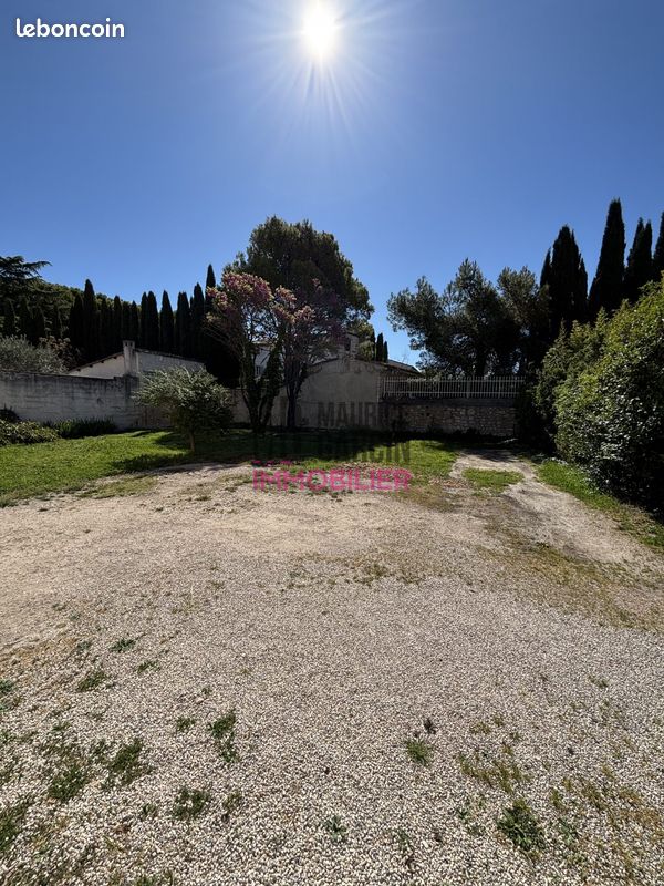 Maison 4 pièces 95 m² · à Pernes-les-Fontaines · 95 m² · 1 056 €/mois