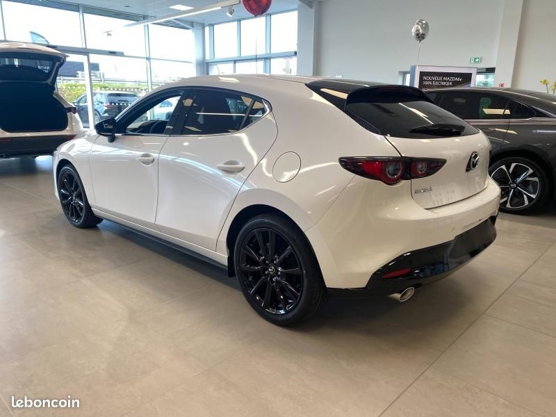 Mazda Mazda 3 2.0 e-SKYACTIV-X M-Hybrid 186ch Homura 2025 Euro6e (image 4)