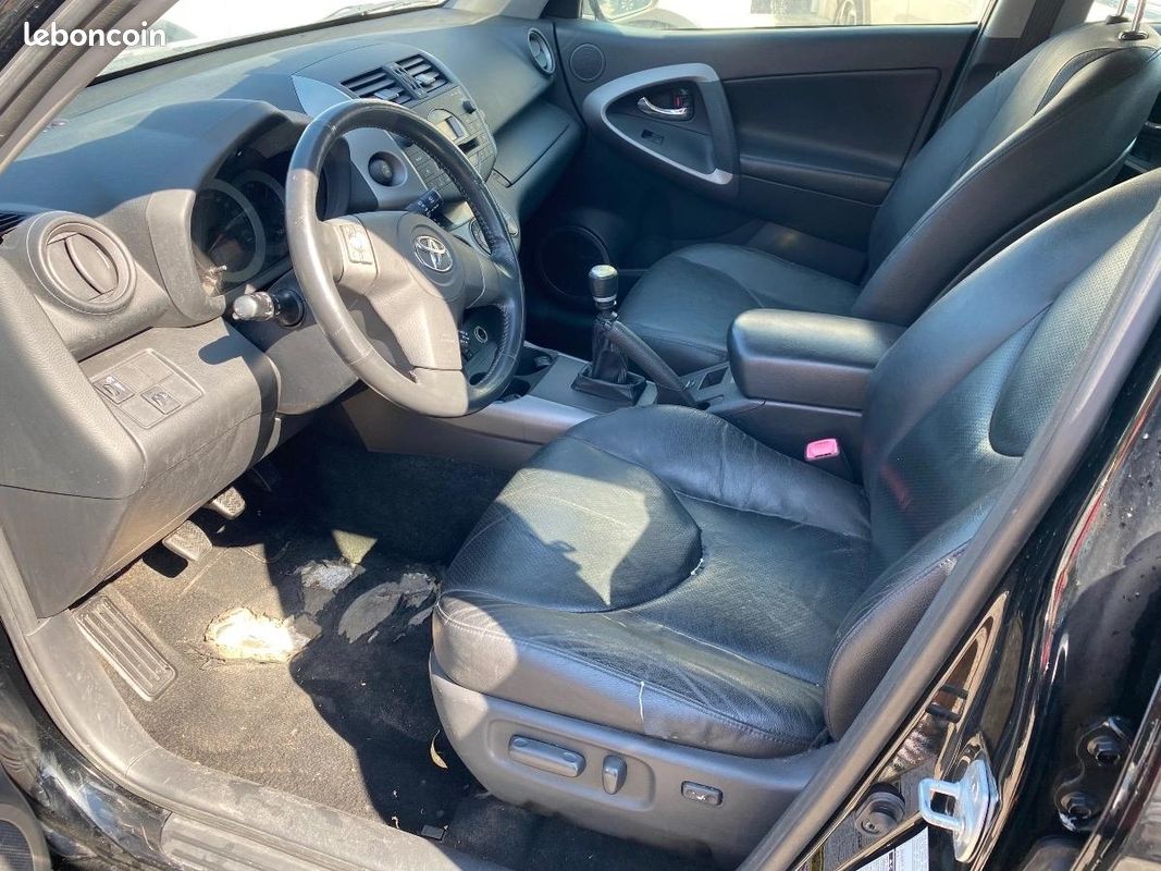 Toyota Rav-4 III 2.2 D 4WD 136CH GARANTIE 12 MOIS (image 5)