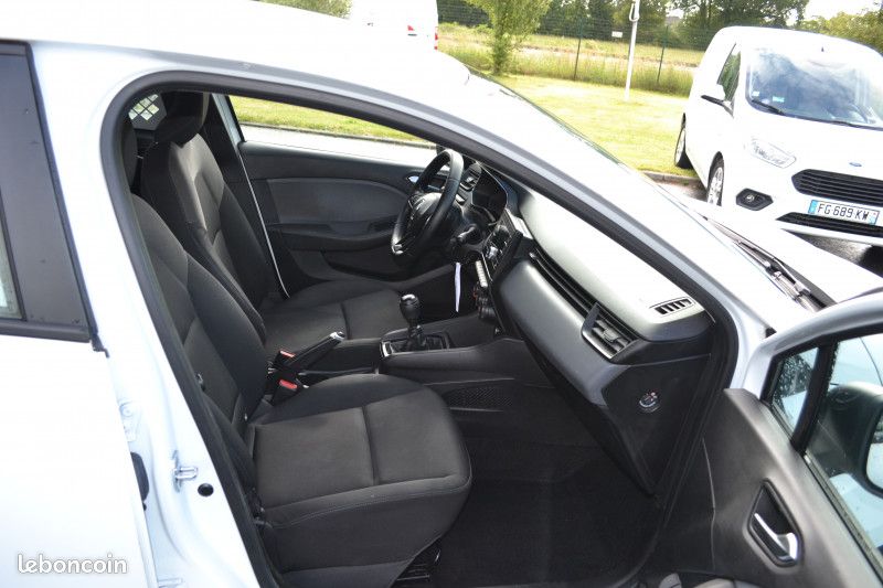Renault CLIO V 1.5 BLUE DCI 85CH BUSINESS (image 8)