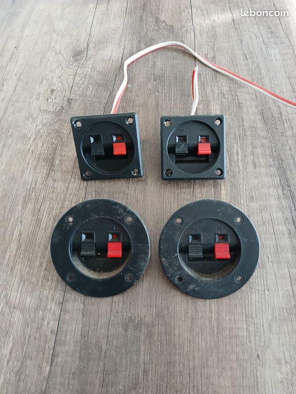 Prise HP HIFI ARNOULD ESPACE 60547 - Pour Haut-parleurs - Ancien Stock Neuf - 4 Pièces Disponibles