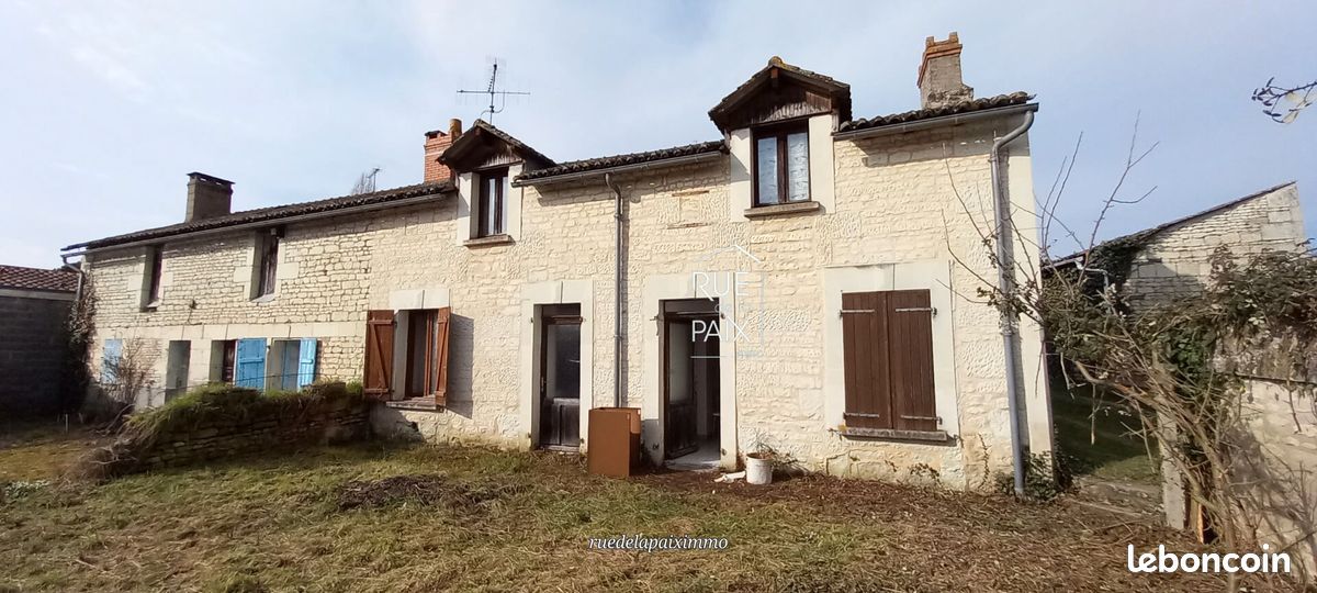 Maison 3 pièces 112 m² · à Berthegon · 112 m² · 81 900 €