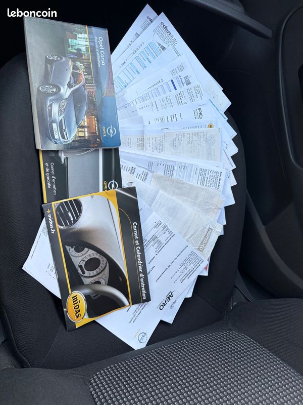 Opel Corsa CDTI COOLLINE 1 ÈRE MAIN SUIVIE D ENTRETIEN PAYÉ EN 3 FOIS (image 11)