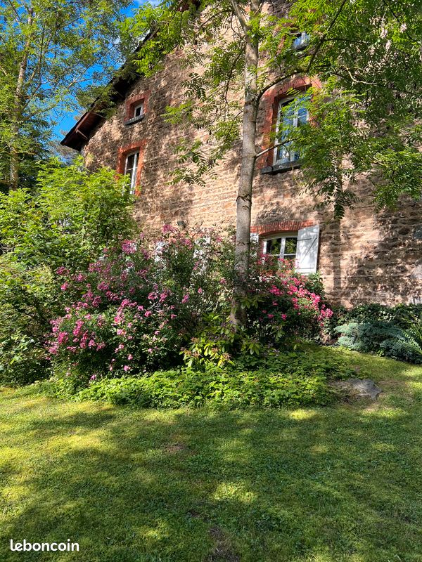 Maison 8 pièces 285 m² · à Saint-Martin-en-Haut · 285 m² · 798 000 €