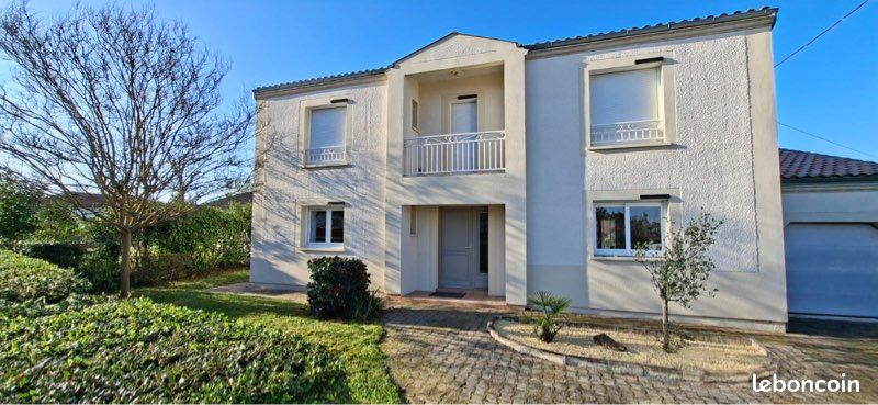 Maison 7 pièces 177 m² · à Saint-Loubès · 177 m² · 460 000 €