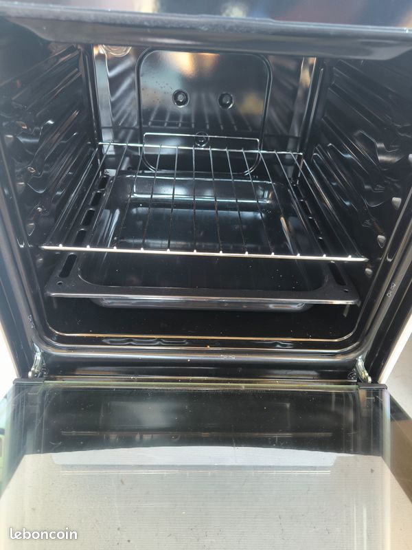 Cuisinière électrique (image 2)
