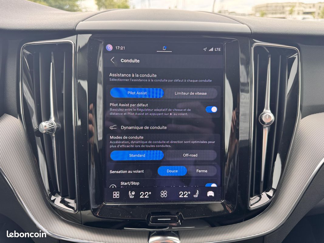 VOLVO XC60 B4 197 ch Geartronic 8 Plus Style Chrome (image 19)
