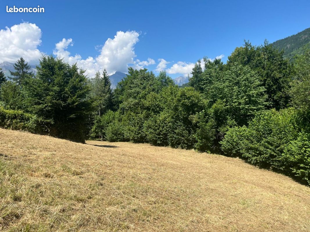 Terrain 1392 m² · à Saint-Gervais-les-Bains · 1 392 m² · 295 000 €