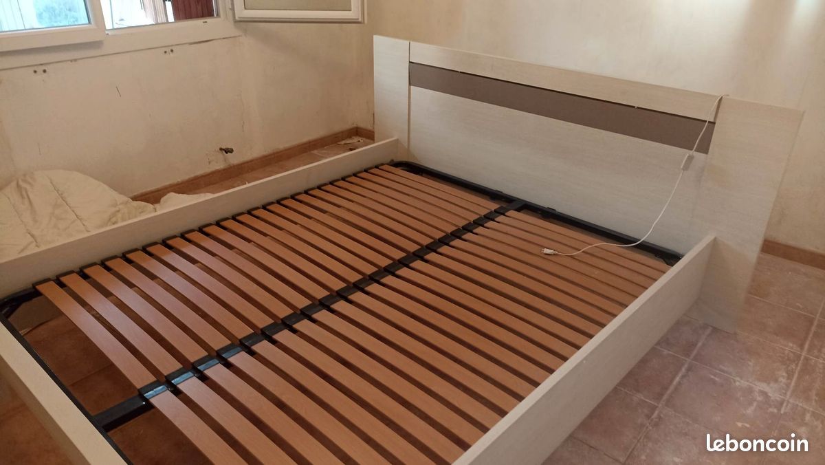 Lit adulte 160*200cm + Sommier (image 1)