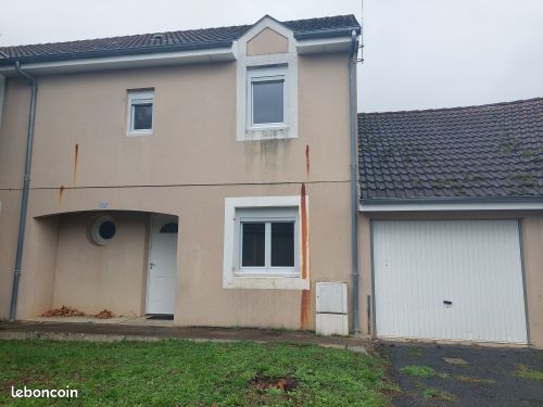 Maison 4 pièces 82 m² · à Sancoins · 82 m² · 68 000 €