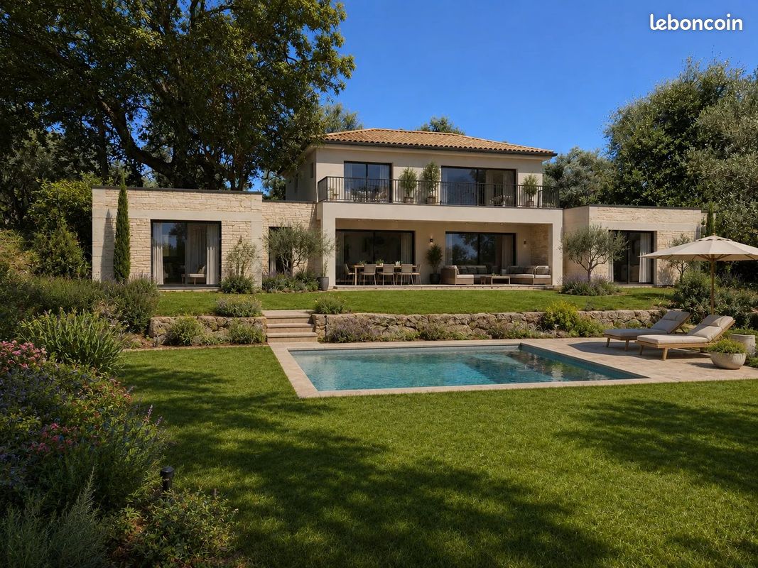 Terrain 3233 m² · à La Roquette-sur-Siagne · 3 233 m² · 695 000 €