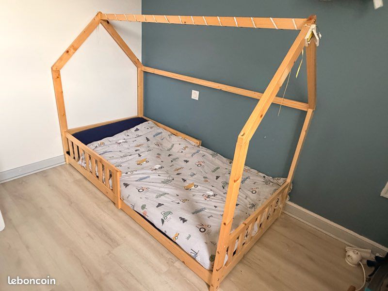 Lit cabane 90/200 (image 1)
