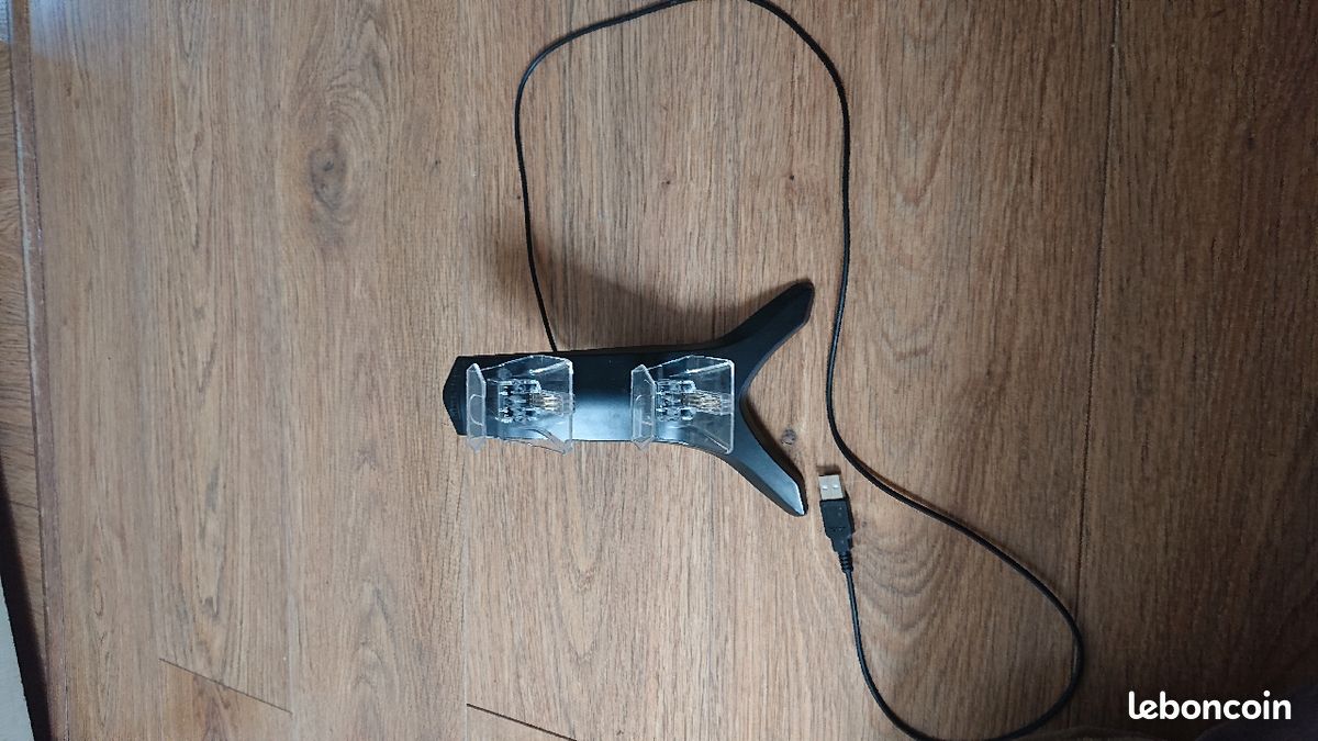 Chargeur Manettes Station Xbox (image 1)