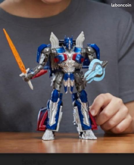 Robot Optimus prime (image 4)