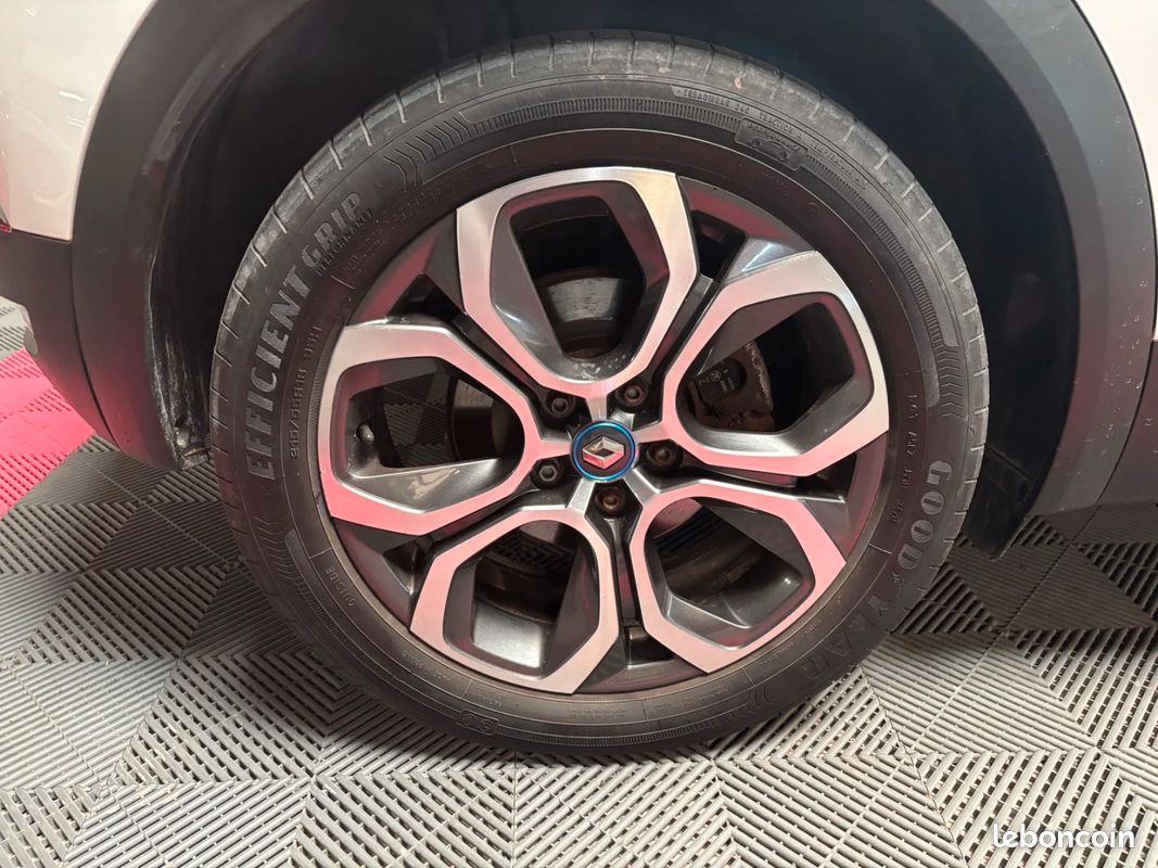 Renault CAPTUR Captur E-Tech Plug-in 160 (image 11)