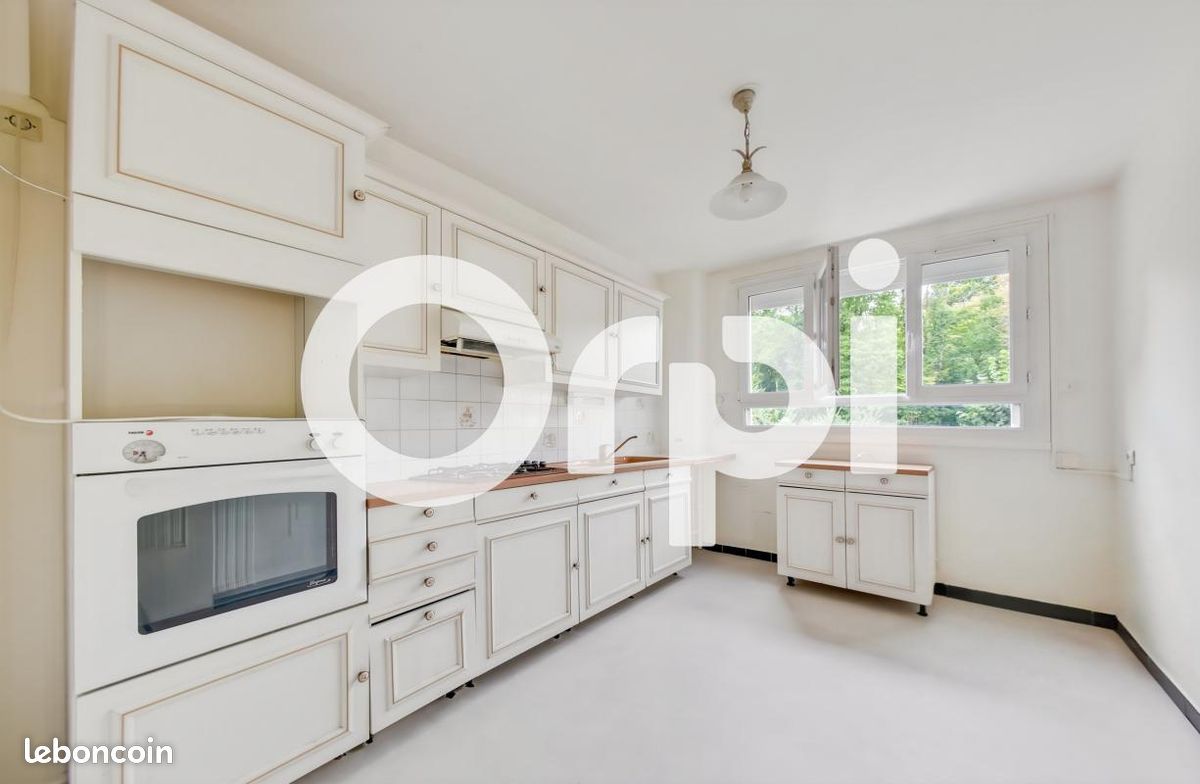 Appartement 4 pièces 72 m² · à Senlis · 72 m² · 169 000 €