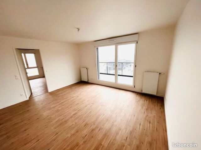 Appartement 2 pièces 44 m² · à Rosny-sous-Bois · 44 m² · 942 €/mois