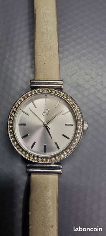 Lot De 5 Montres Femme Acier Inoxydable - Cadran MOP, Piles Neuves, Occasion