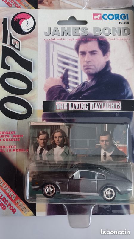 Corgi 1/64 Scale 99261 - Toyota James Bond 007 - You Only Live Twice