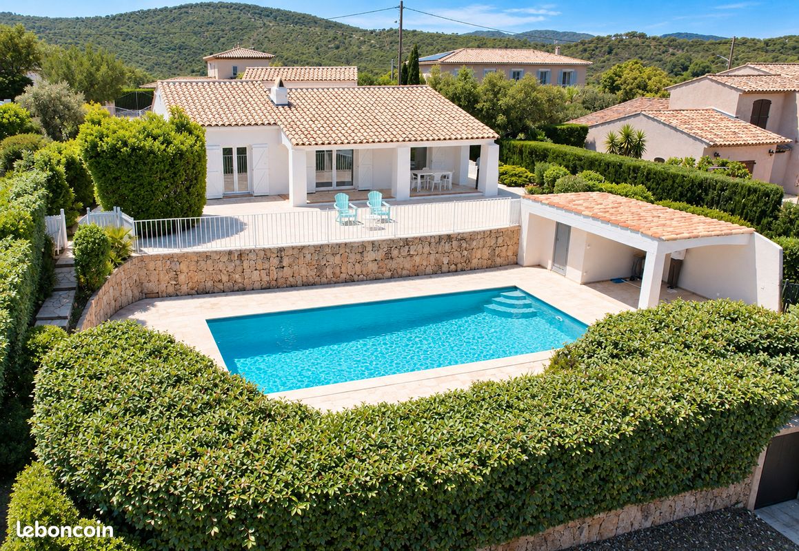 Maison 5 pièces 101 m² · à Fréjus · 101 m² · 1 050 000 €