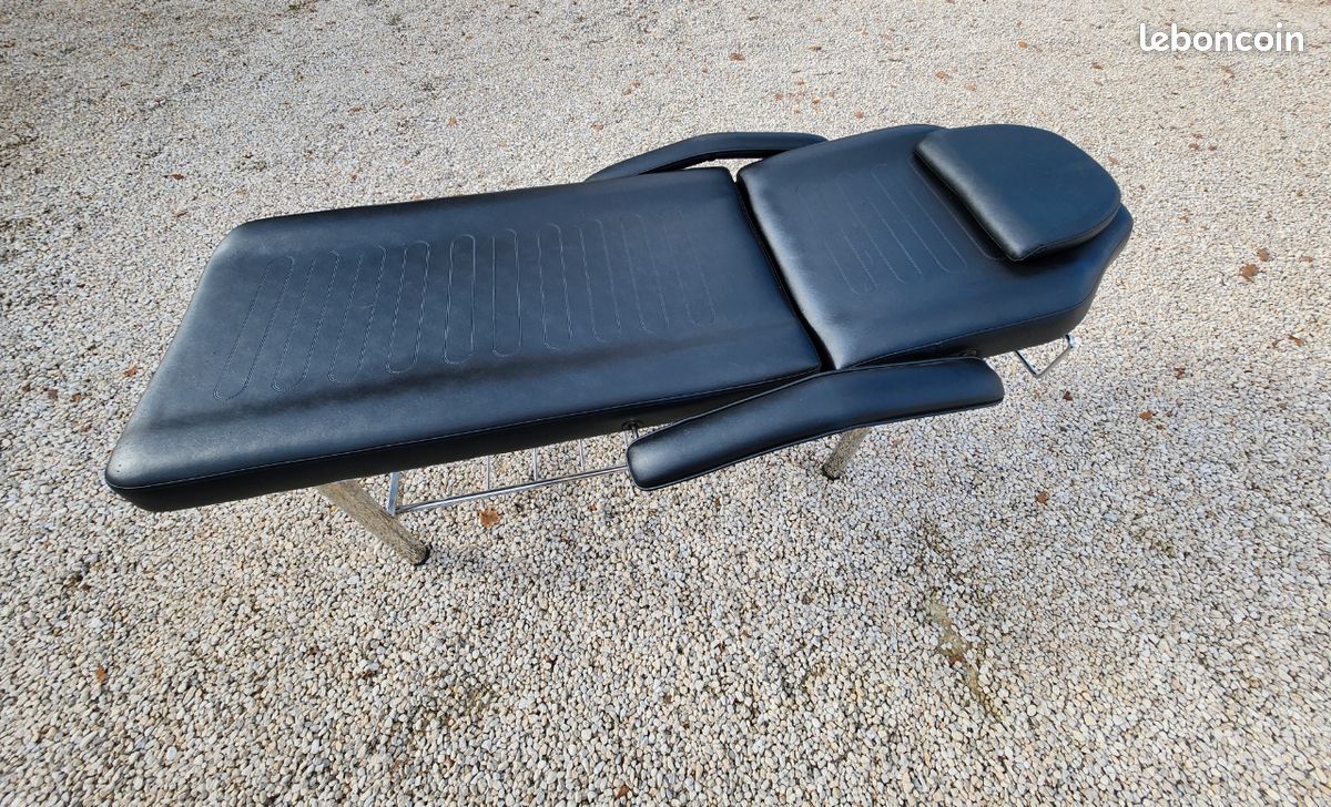 Table, fauteuil (image 7)