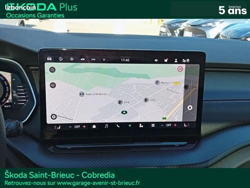 Skoda Octavia Combi 2.0 TDI SCR 150ch Sportline DSG7 (image 27)