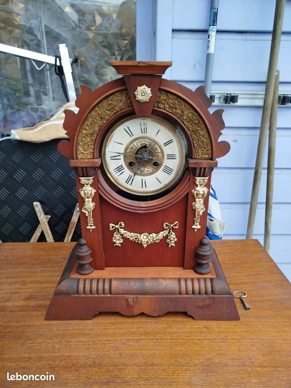 Horloge de bureau vintage décoration de ferme anciennes décorations, fonctionne avec piles, horloge sur pied rétro ronde pour la maison, salon, cheminée, chambre, table de chevet blanche