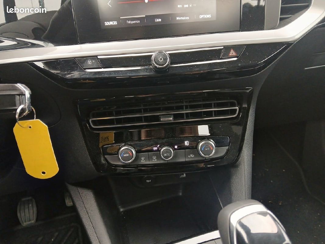 OPEL Mokka 1.2 Turbo 100 ch BVM6 Elegance (image 17)