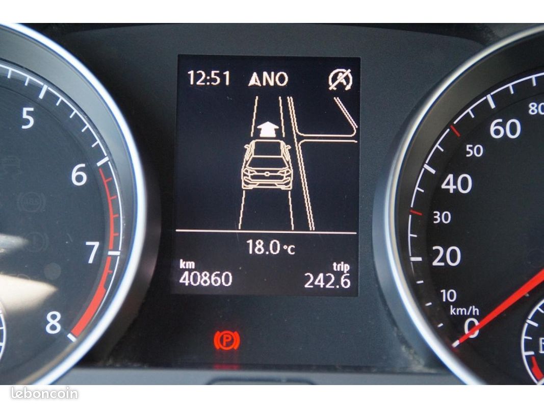 VOLKSWAGEN GOLF 1.4 16V TSI BlueMotion - 125 VII BERLINE Sound PHASE 2 (image 24)