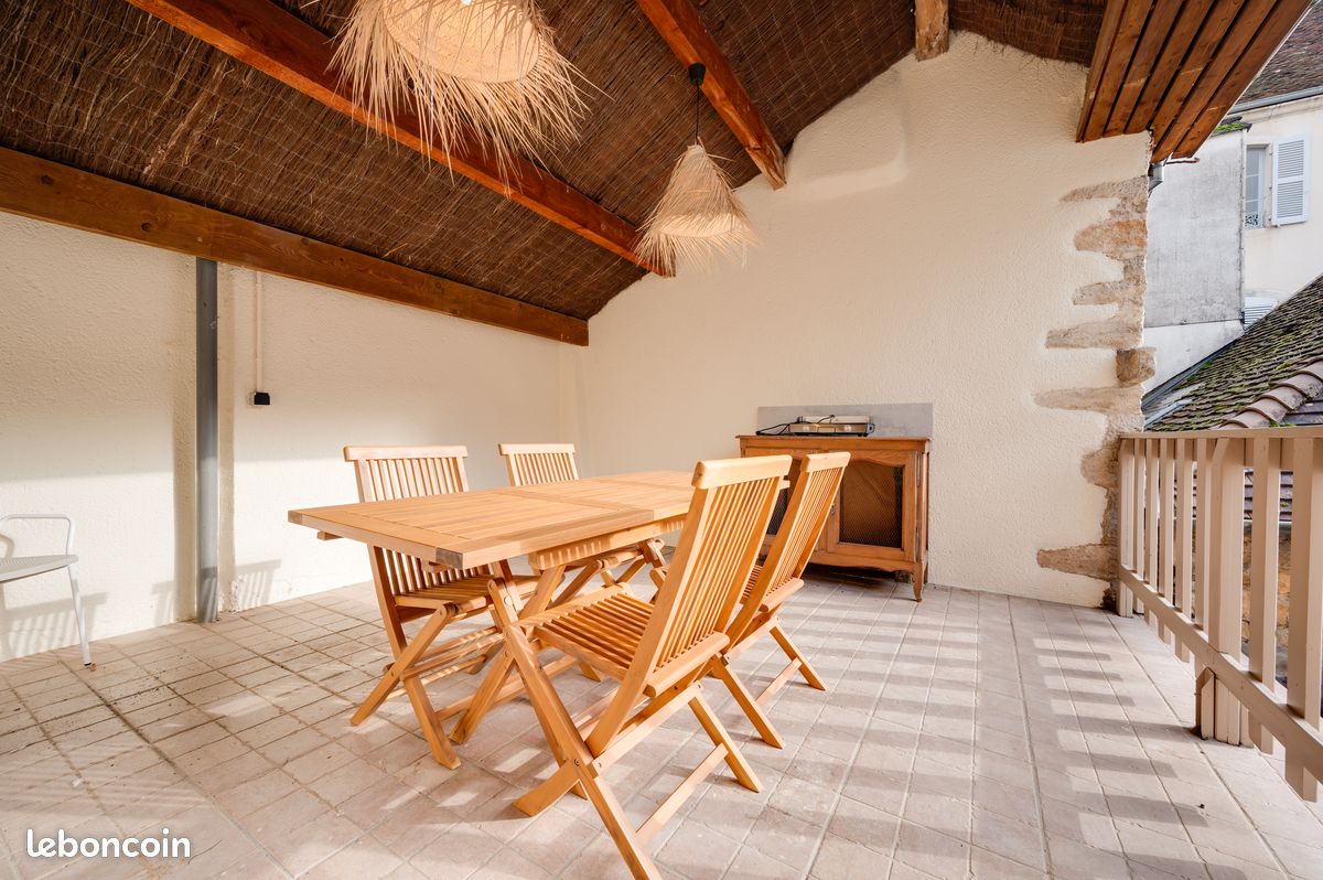 Appartement a louer lons-le-saunier - 4 pièce(s) - 104 m2 - Surfyn