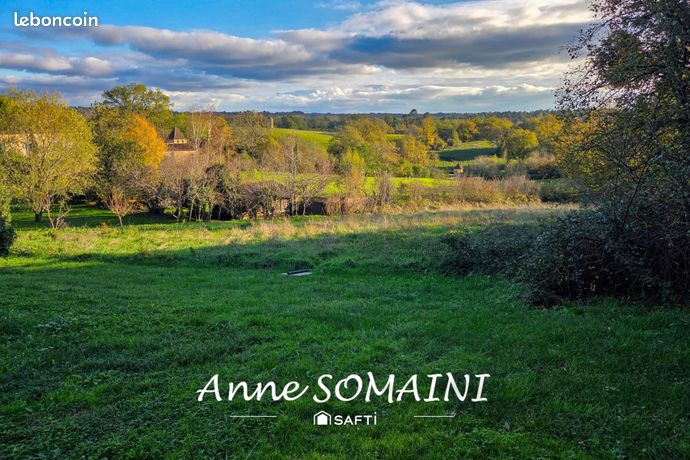 Terrain 2454 m² BIRON