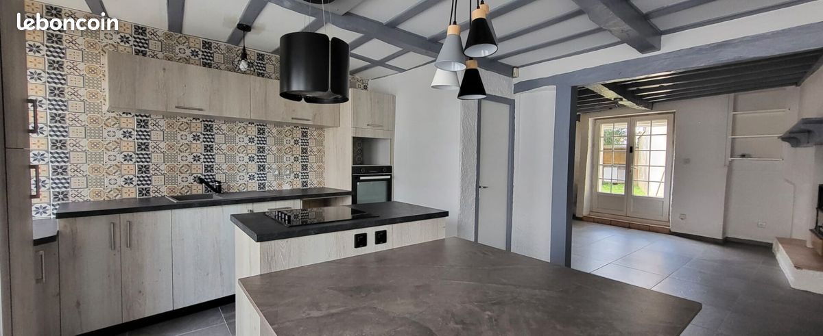 Maison 5 pièces 112 m² - Hagetmau 40700 (image principale 0)