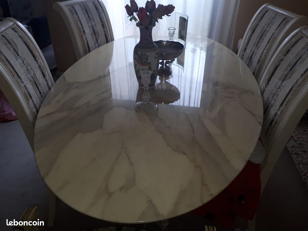 Table ovale en Marbre Roche Bobois (image 3)