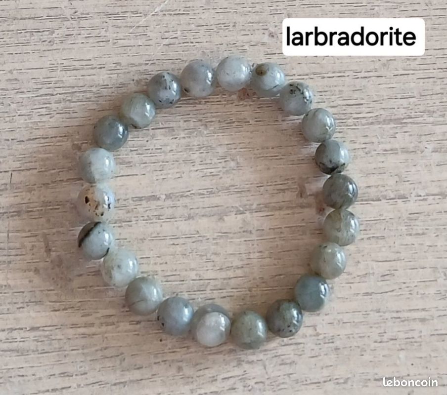 Bracelet (image 1)
