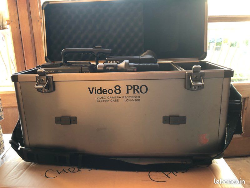 Matériel de montage vidéo Sony Hi8 (image 8)