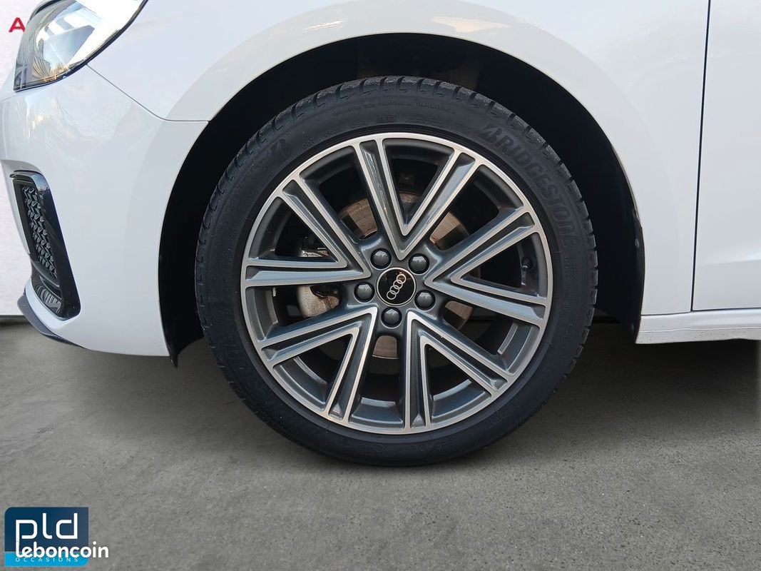 AUDI A1 Sportback 30 TFSI 110 ch S tronic 7 Advanced 2 (image 9)